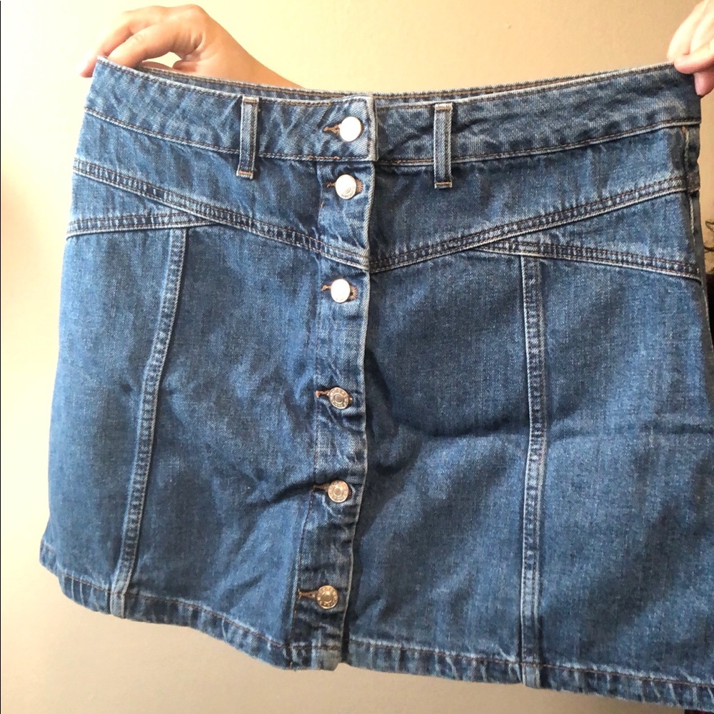 TopShop Med Denim Skirt